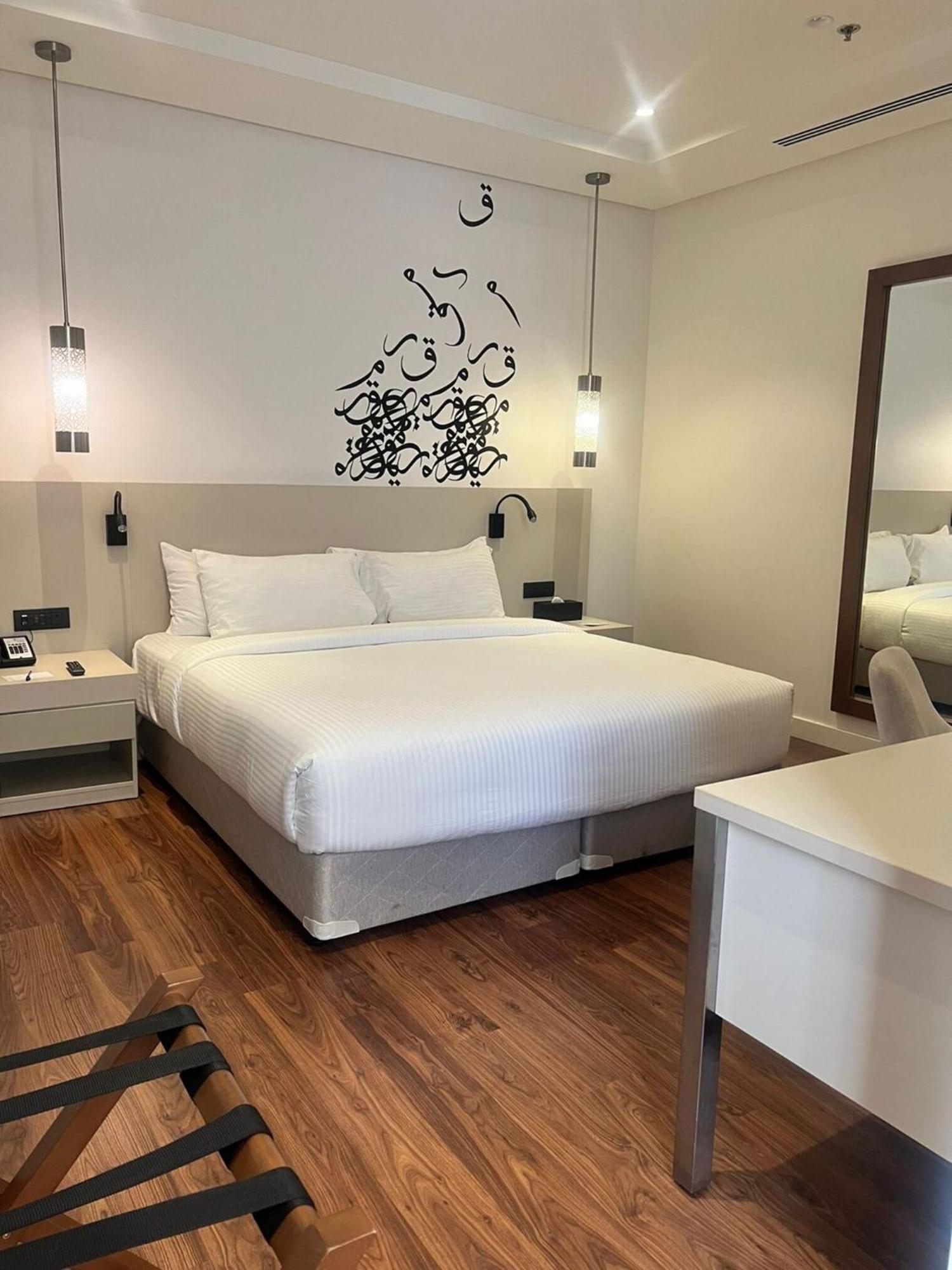 فندق قمر جدة Qamar Hotel جدة المظهر الخارجي الصورة